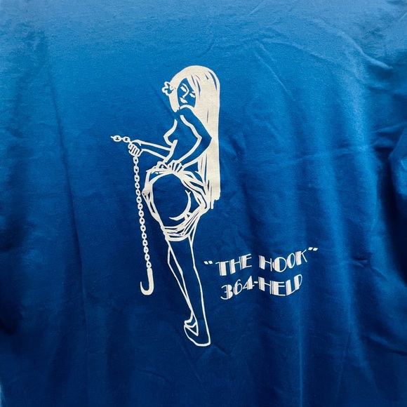 vintage 70s 80s SEATTLE tow company raunchy tee - Picture 2 of 5